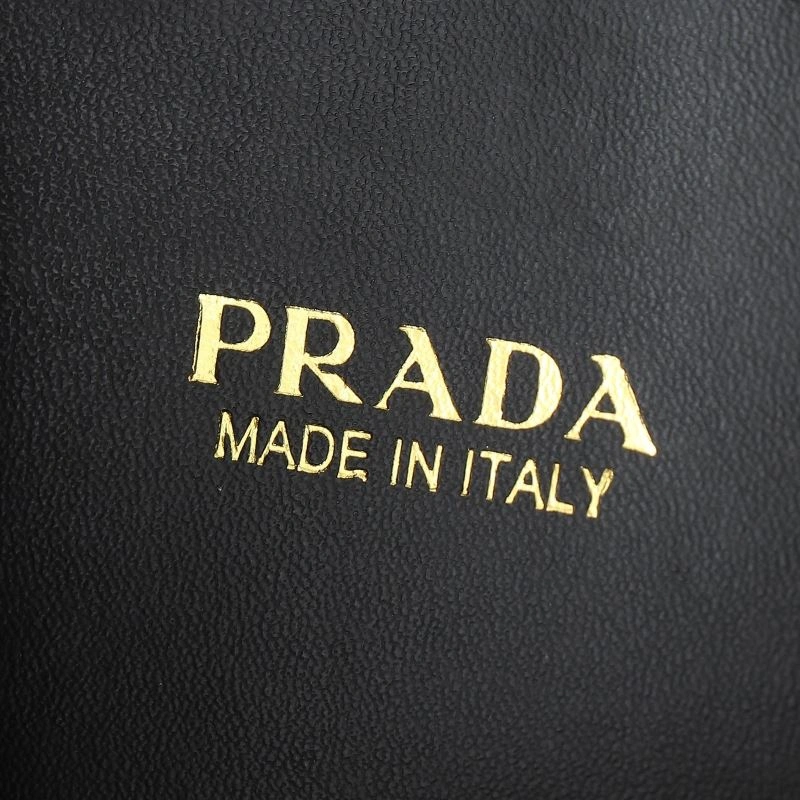 Breathable Prada Bucket Bags 87308