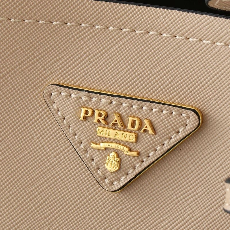 Prada Bucket Bags Practical 87251