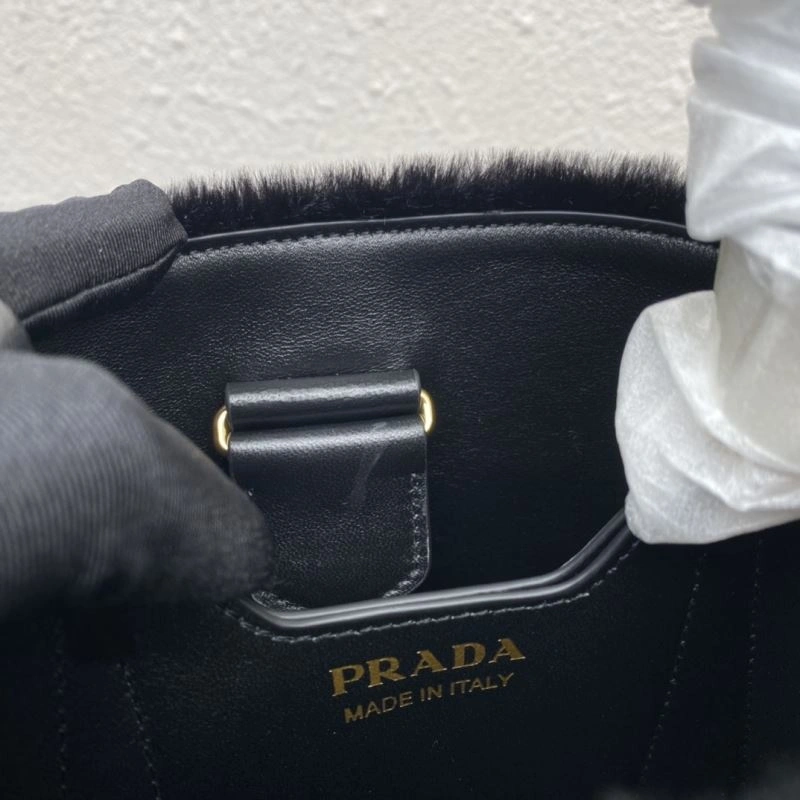 Prada Bucket Bags Trendsetting 75192