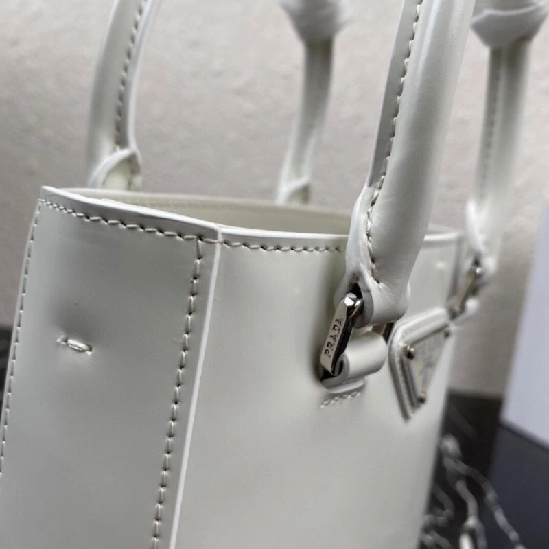 Prada Bucket Bags Durable 60818