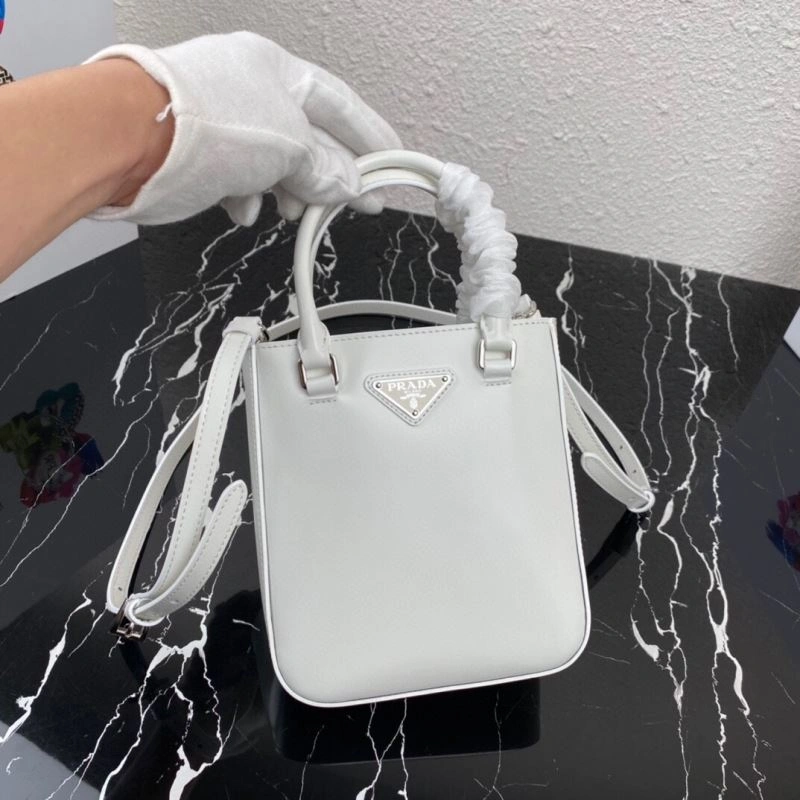 Prada Bucket Bags Durable 60818