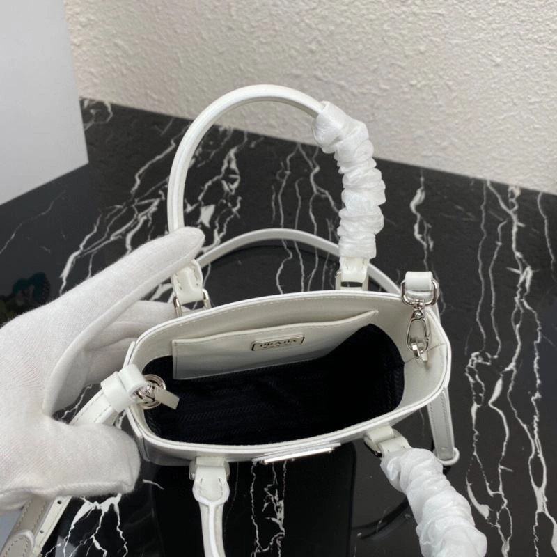 Prada Bucket Bags Durable 60818