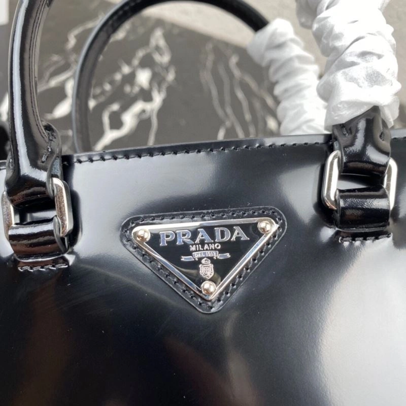 Prada Bucket Bags Elegant 60824