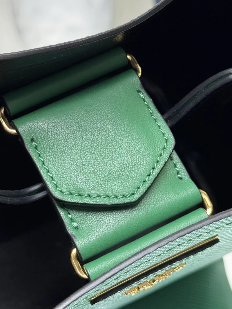 Prada Bucket Bags Minimalist 45250
