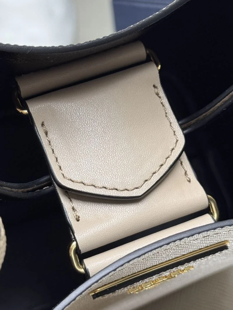 Timeless Prada Bucket Bags 45291