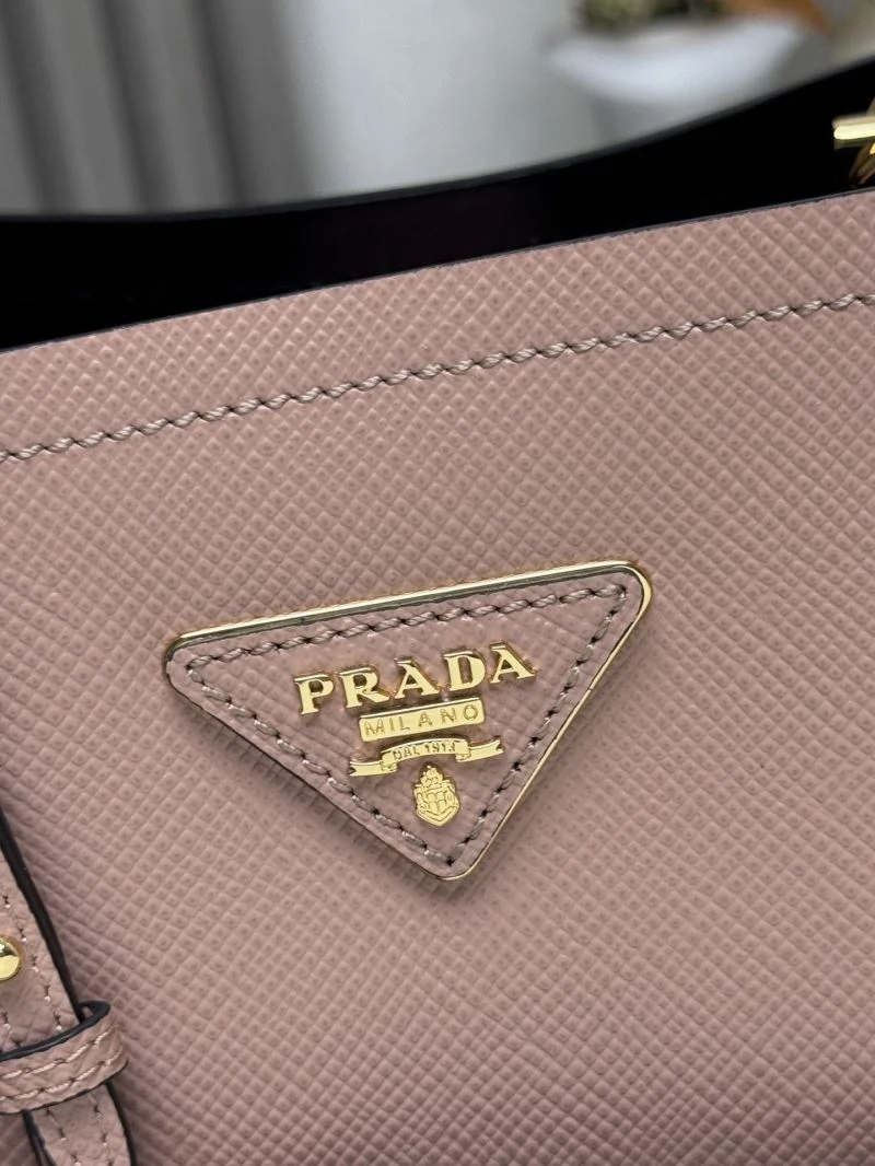 Prada Bucket Bags Sleek 45202