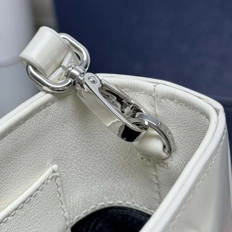 Prada Bucket Bags Minimalist 45210