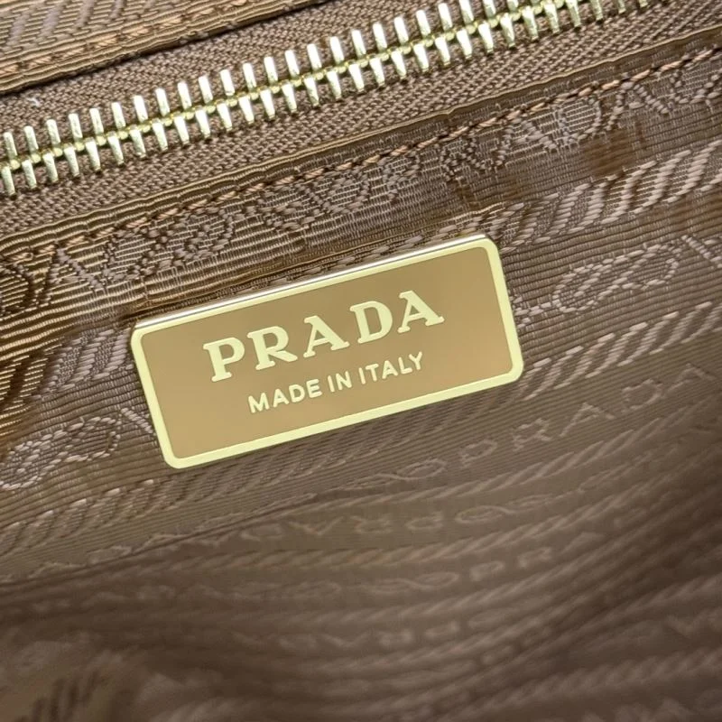Fashionable Prada Bucket Bags 45199
