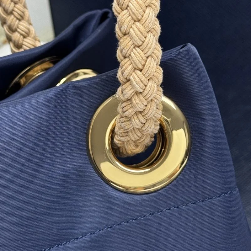 Casual Prada Bucket Bags 45247