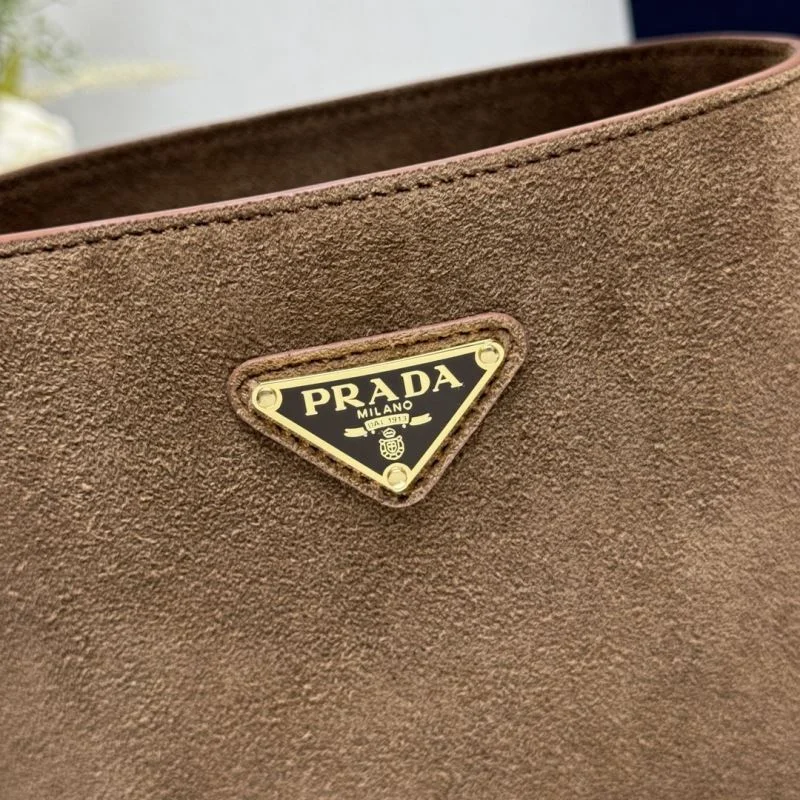 Prada Bucket Bags UrbanStyle 45207