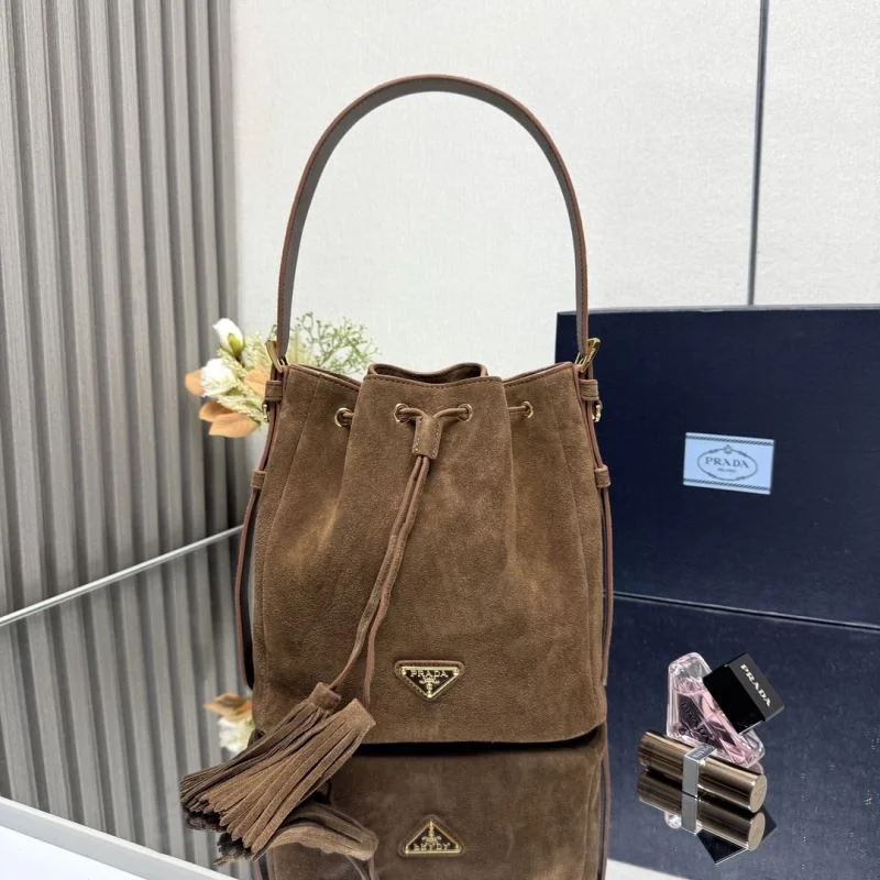 Prada Bucket Bags Supportive 45227