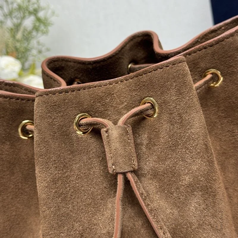 Prada Bucket Bags Supportive 45227