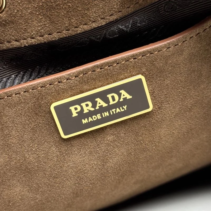 Prada Bucket Bags Supportive 45227
