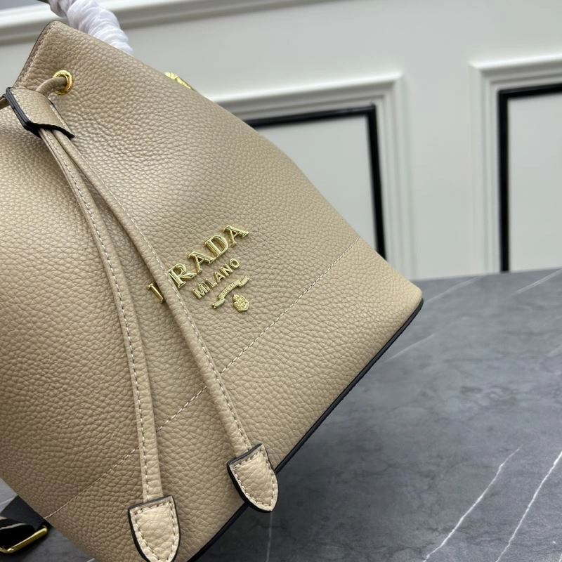 Breathable Prada Bucket Bags 83135