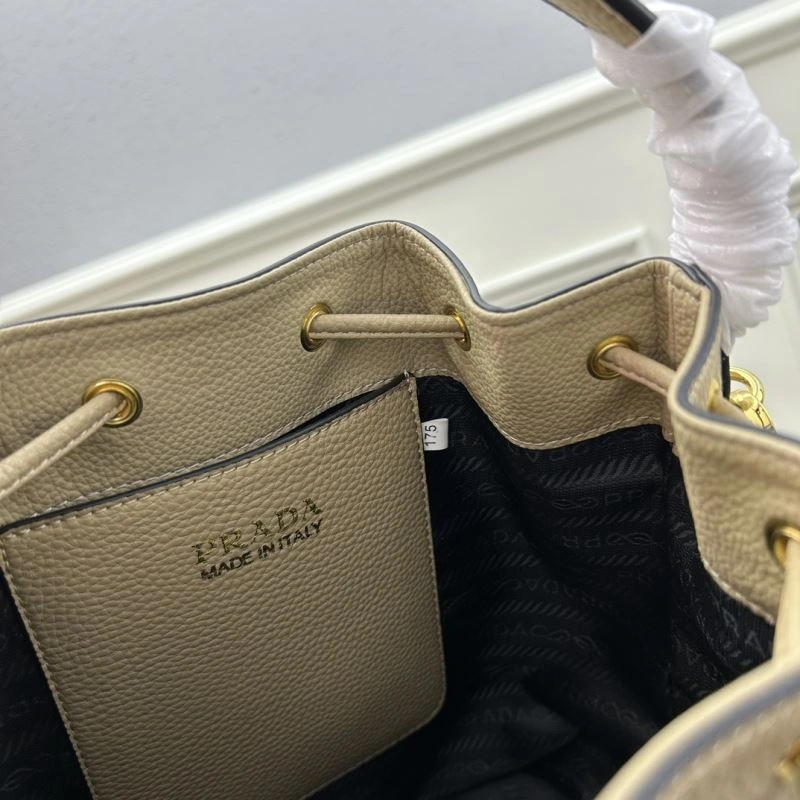 Breathable Prada Bucket Bags 83135