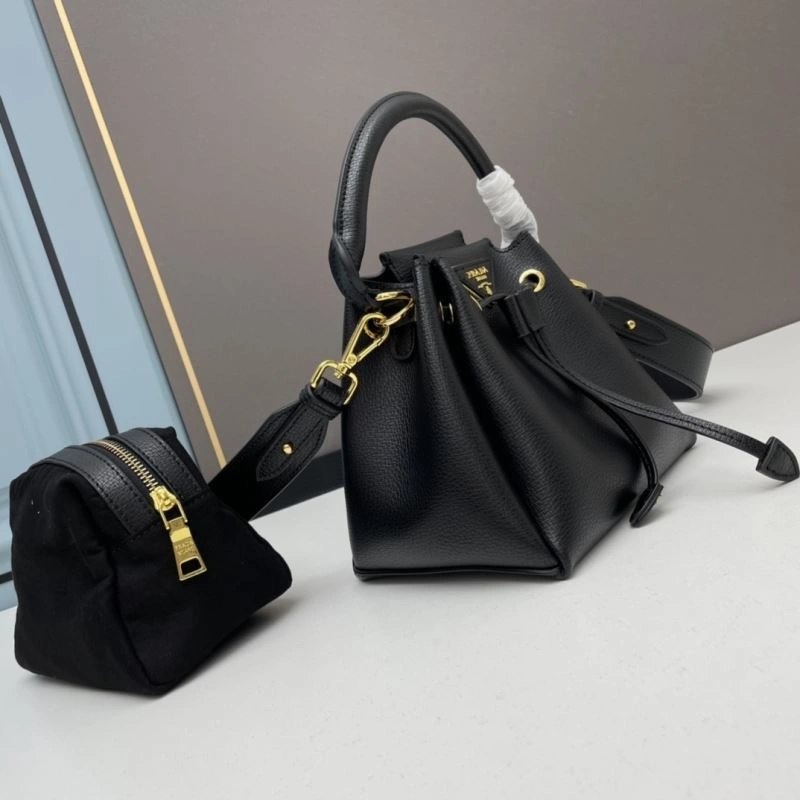 Breathable Prada Bucket Bags 83177