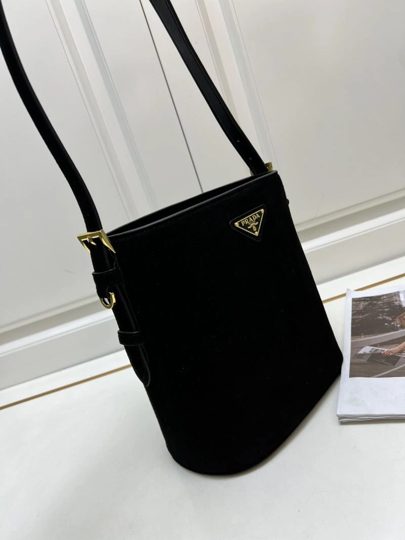 Snug Prada Bucket Bags 83133