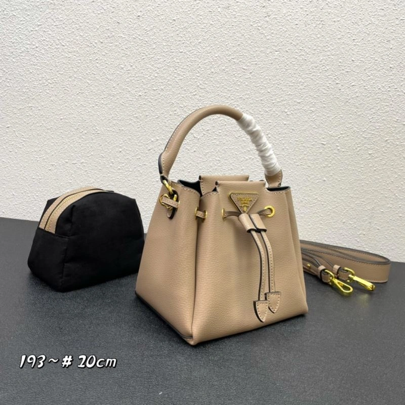 Prada Bucket Bags Supportive 83194