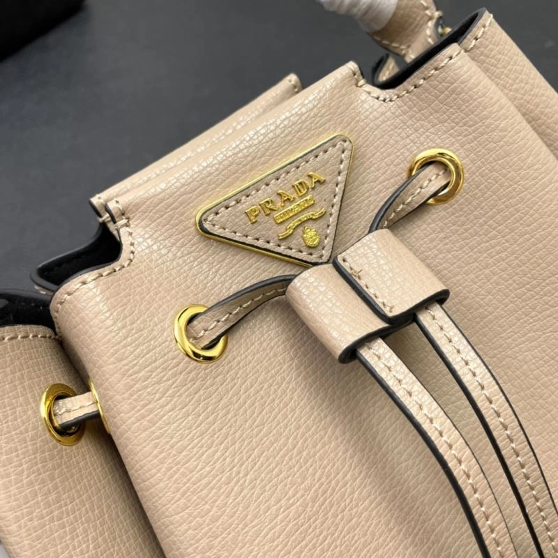 Prada Bucket Bags Supportive 83194