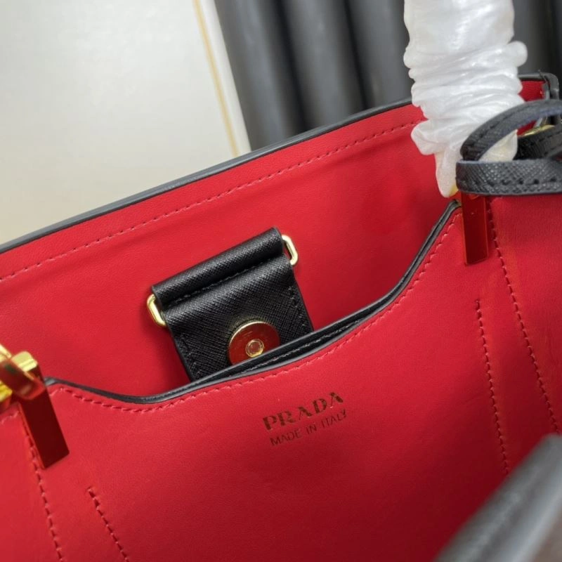 Prada Bucket Bags Attractive 83109