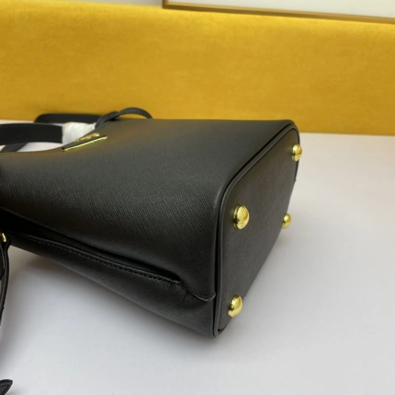 Stylish Prada Bucket Bags 83096