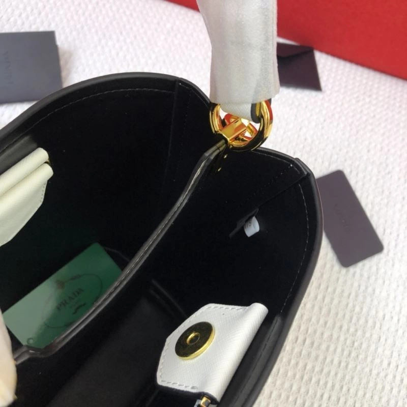 Prada Bucket Bags Flexible 83091