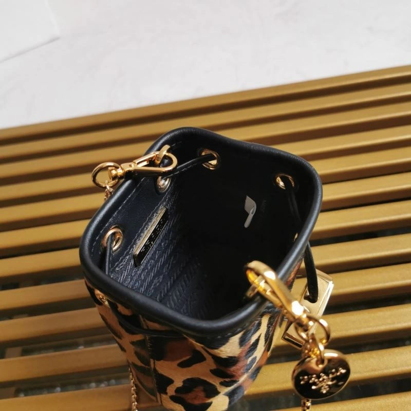 Prada Bucket Bags FlexibleFit 60681