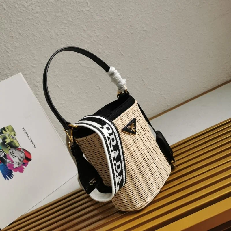 Prada Bucket Bags ZipUp 45063