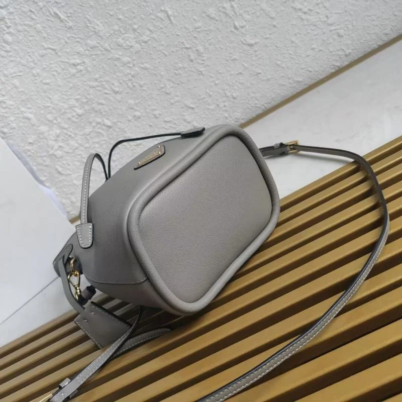Prada Bucket Bags WrinkleFree 45058