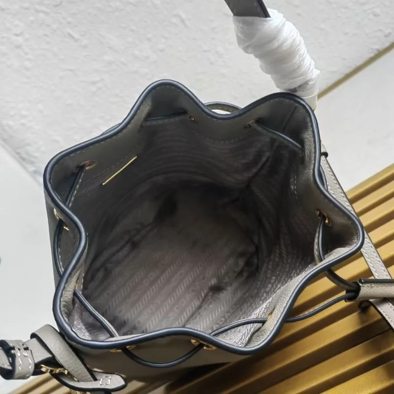 Prada Bucket Bags WrinkleFree 45058