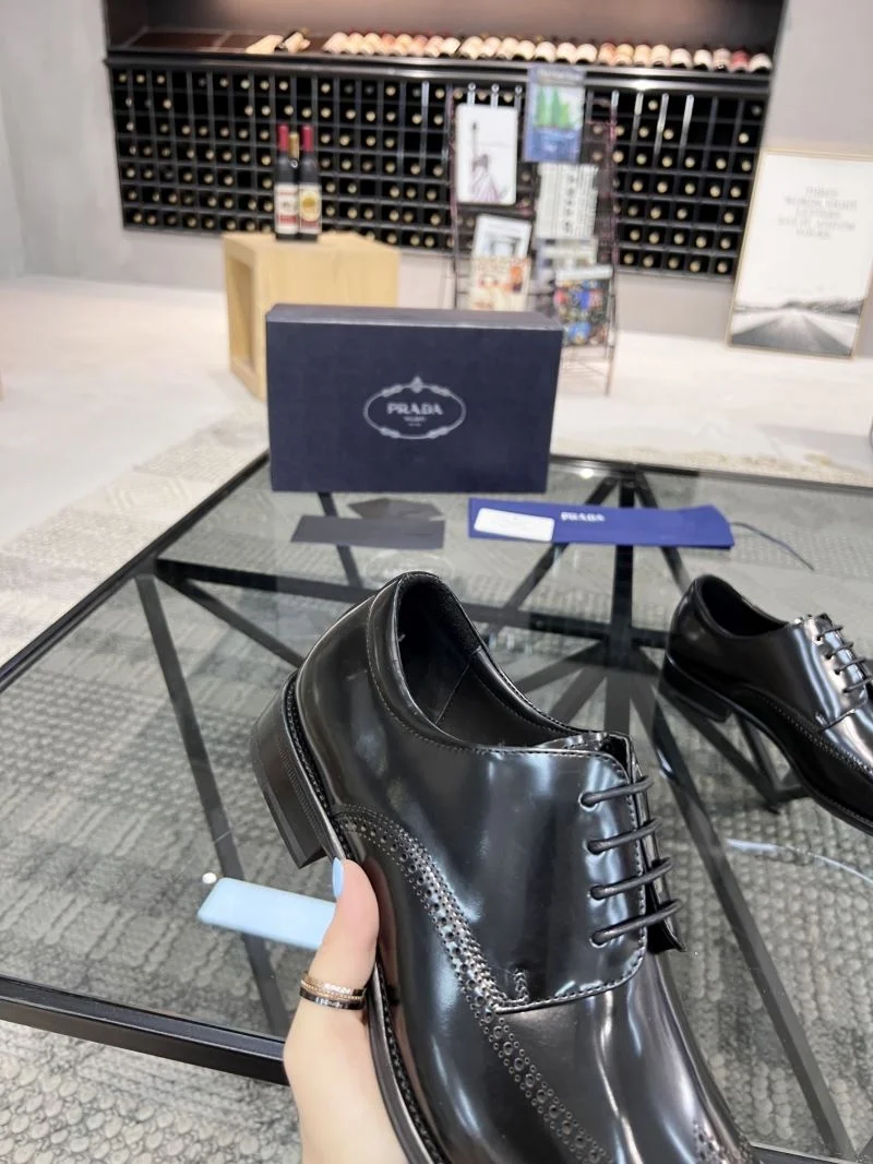 Prada Business Shoes Vibrant 34007