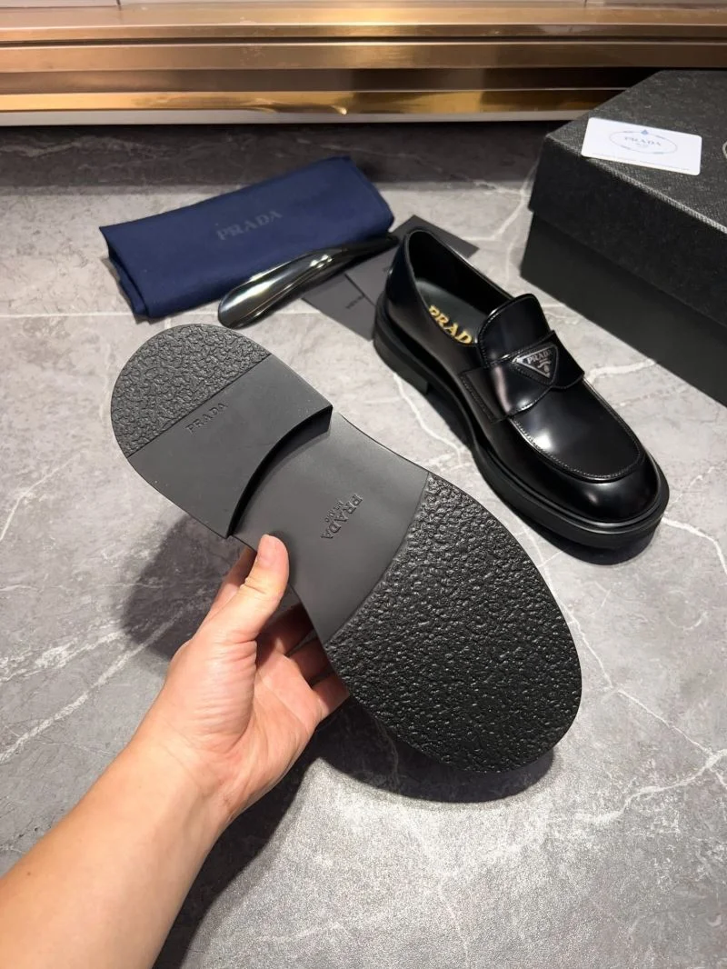Minimalist Prada Business Shoes 35730
