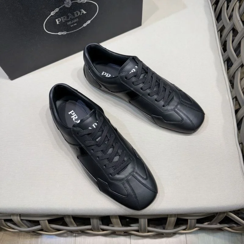 Prada Business Shoes Bright 35743