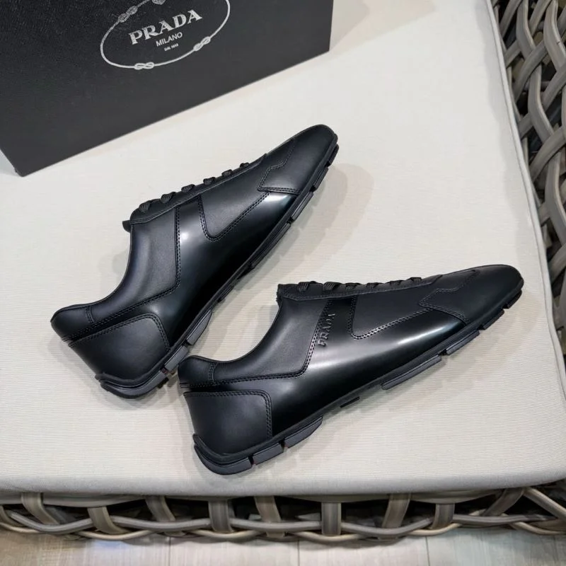 Prada Business Shoes Bright 35743