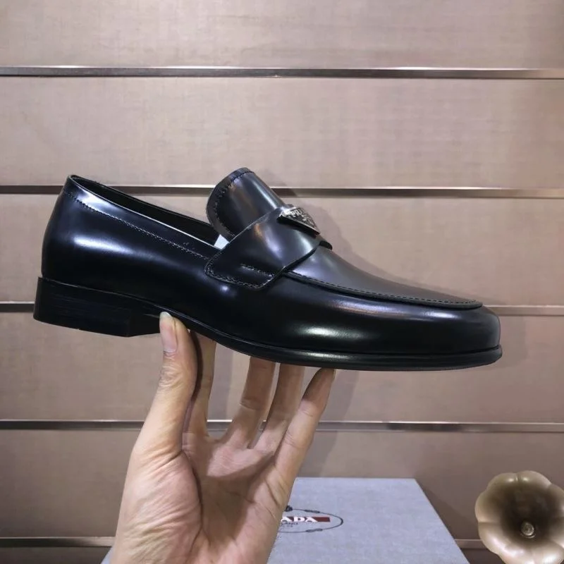 Versatile Prada Business Shoes 35732