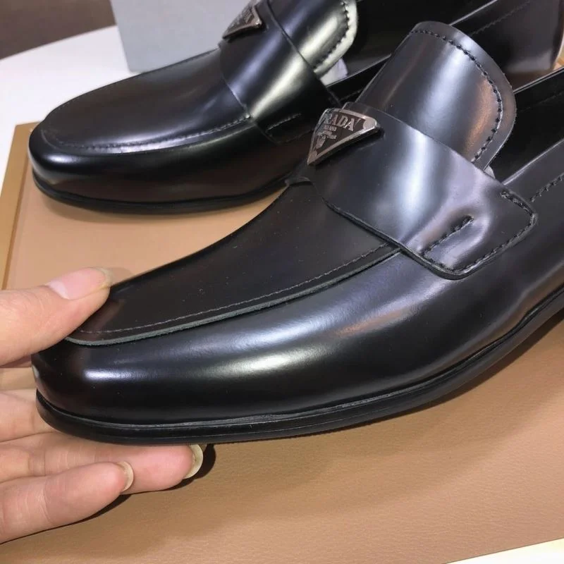 Versatile Prada Business Shoes 35732