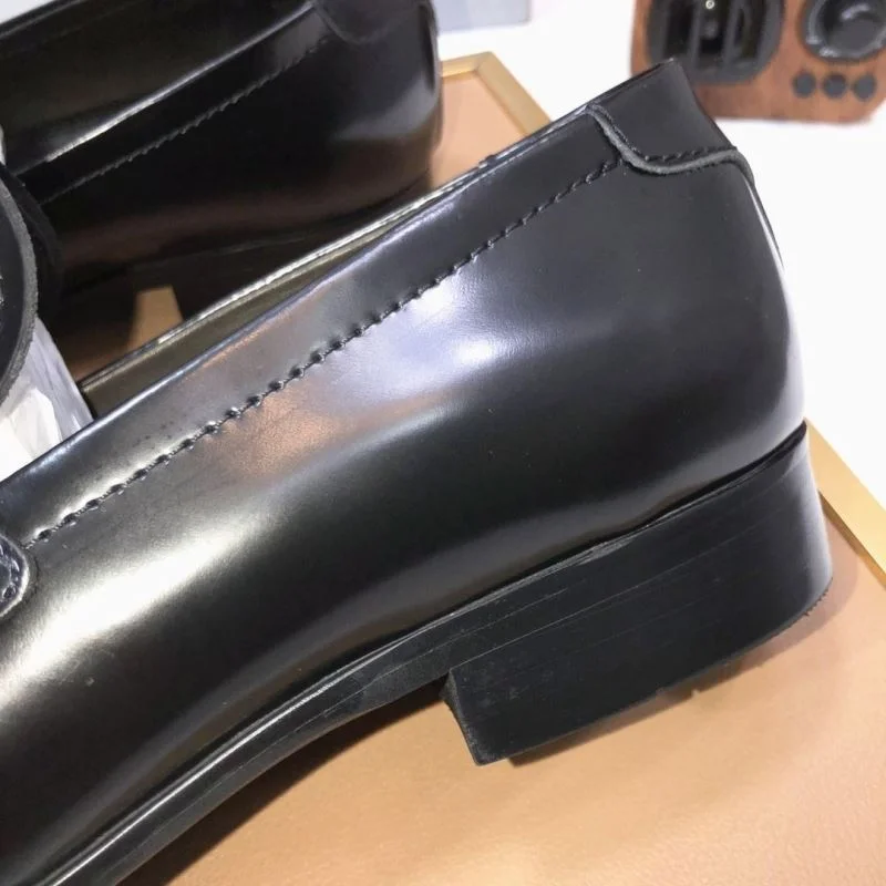 Prada Business Shoes EasyMatch 35723