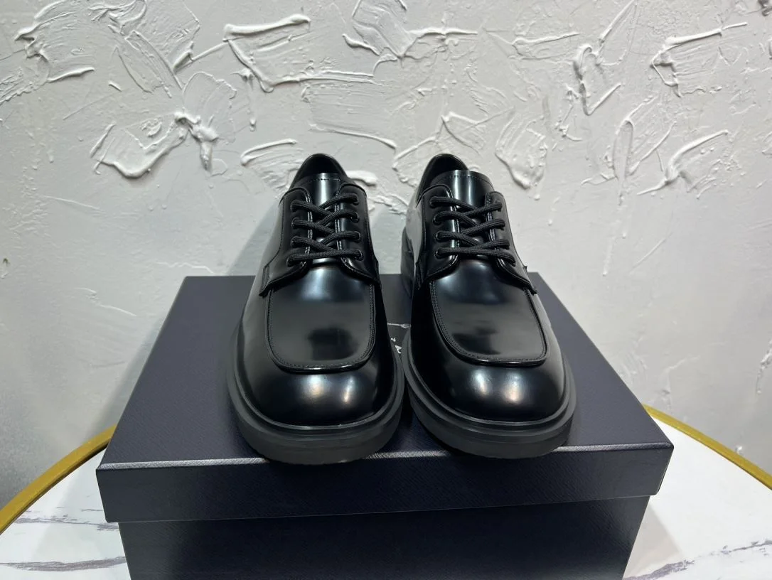 FashionForward Prada Business Shoes 34250