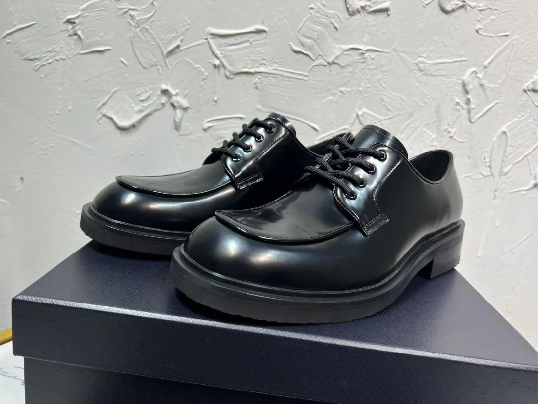 FashionForward Prada Business Shoes 34250