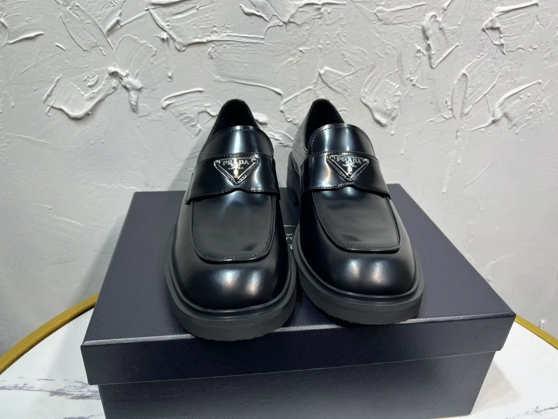 Prada Business Shoes Resilient 34260