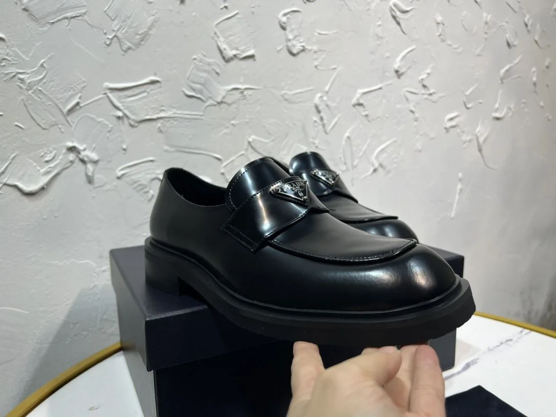 Prada Business Shoes Resilient 34260