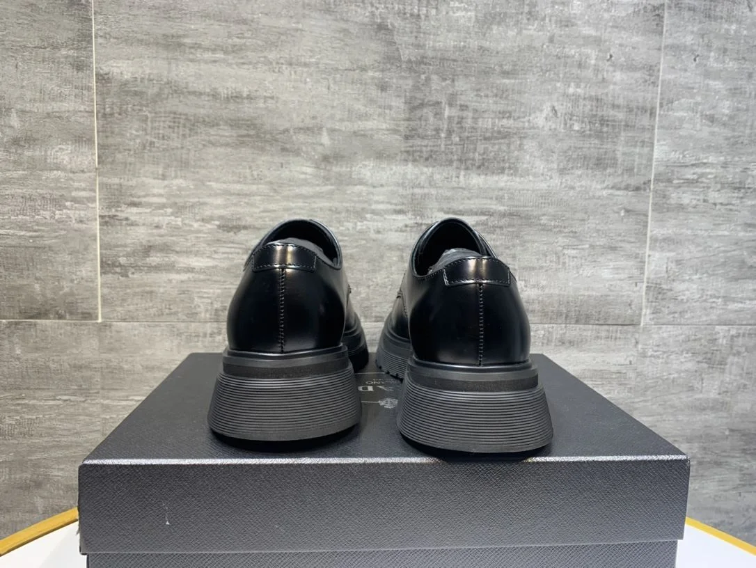TimelessDesign Prada Business Shoes 34251