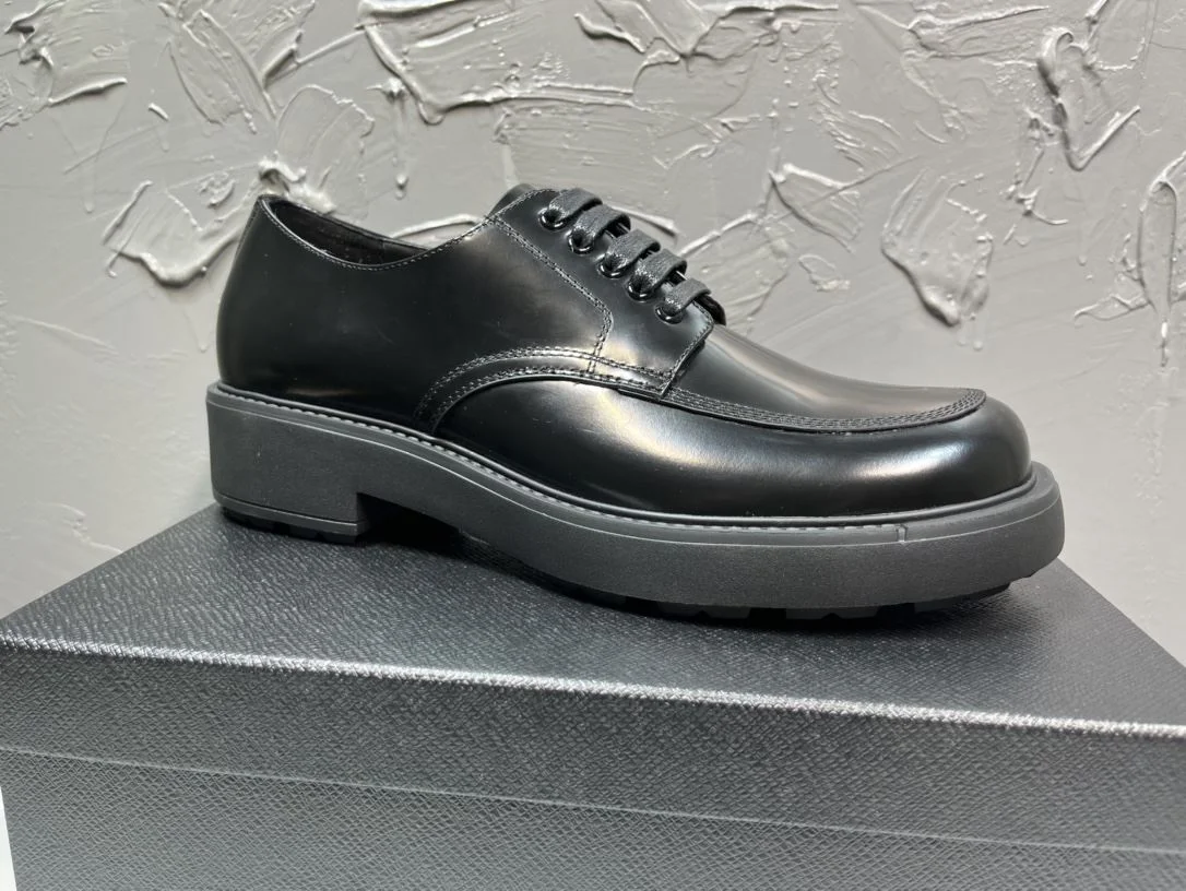 Prada Business Shoes Versatile 34255
