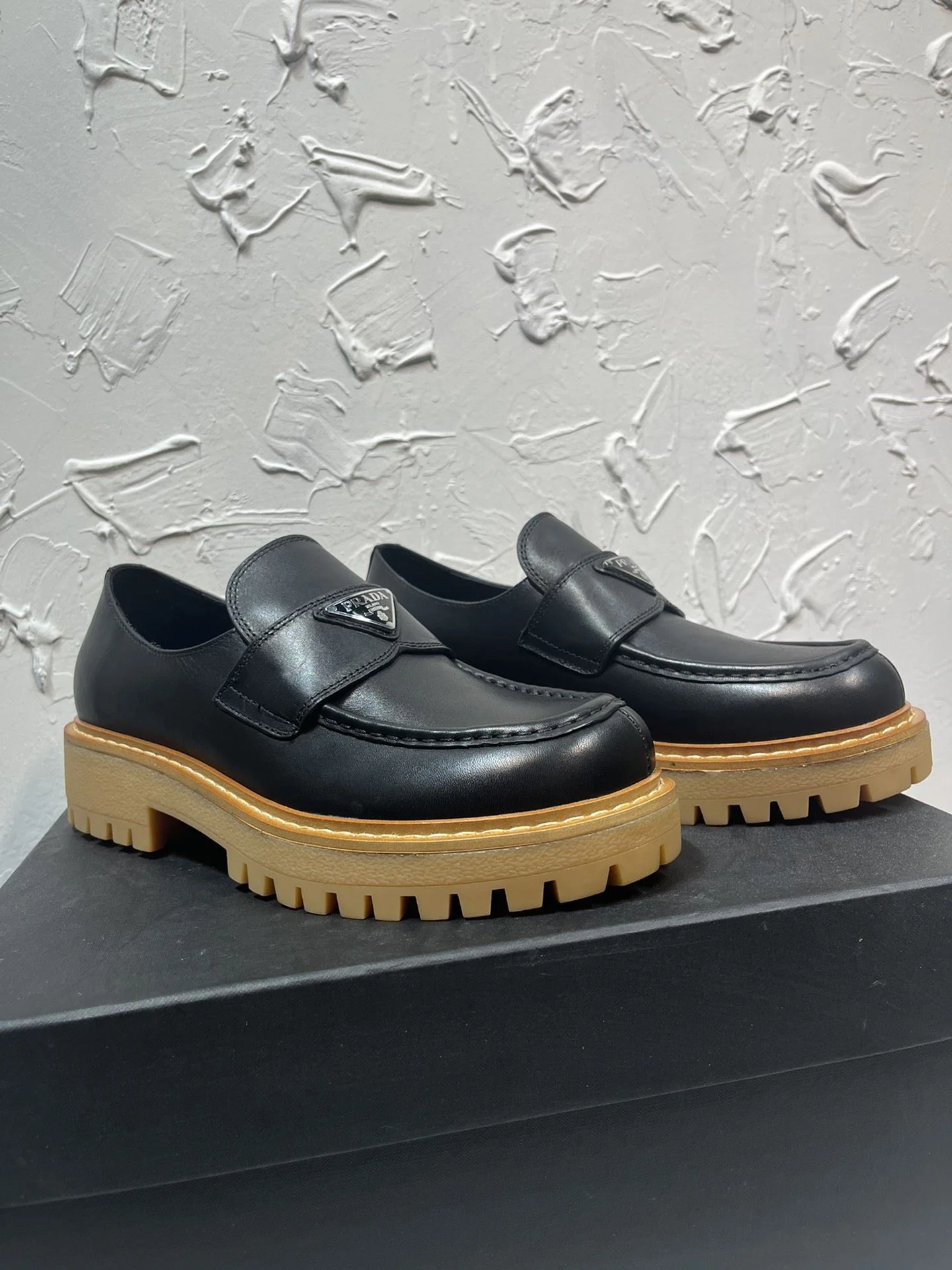 Prada Business Shoes Seasonal 34259