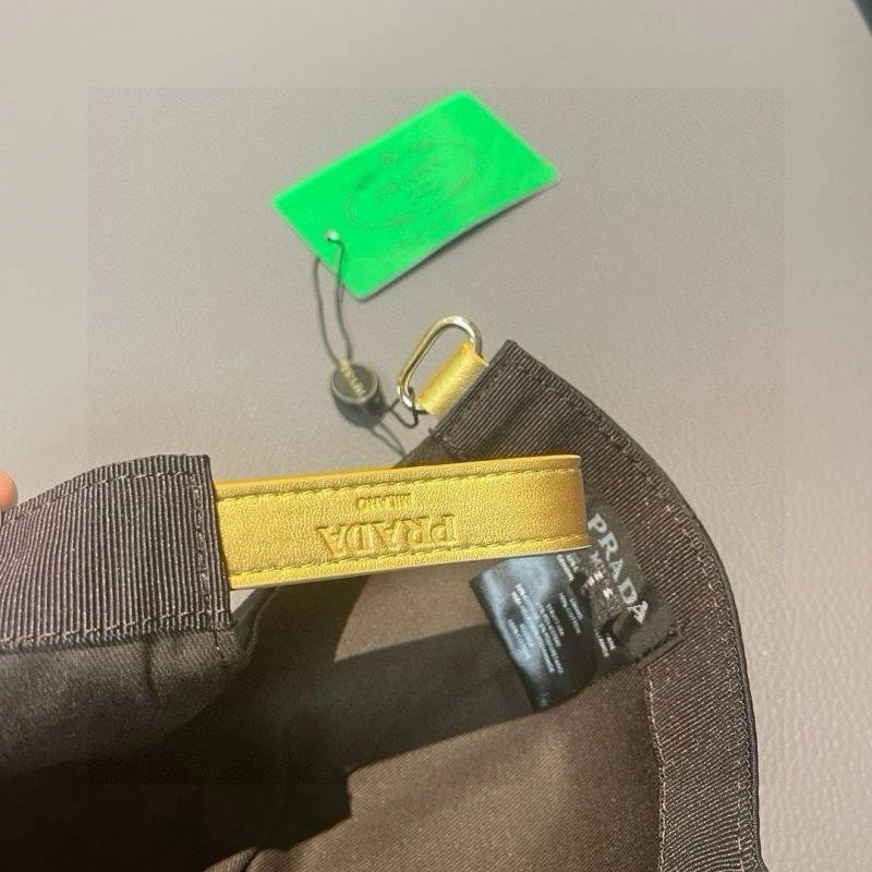 OnTrend Prada Caps 261110