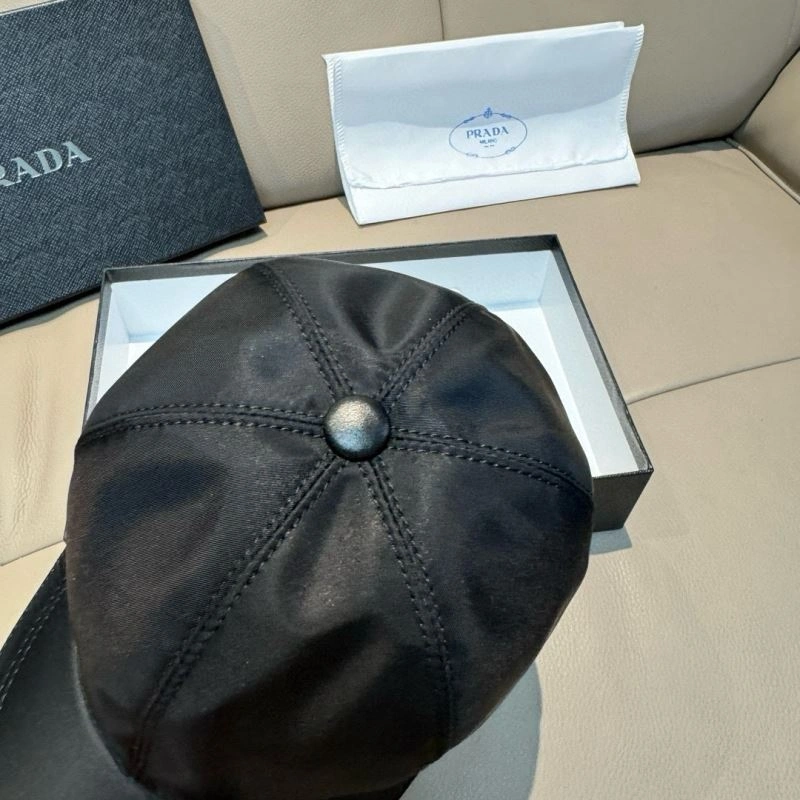 Classic Prada Caps 261111