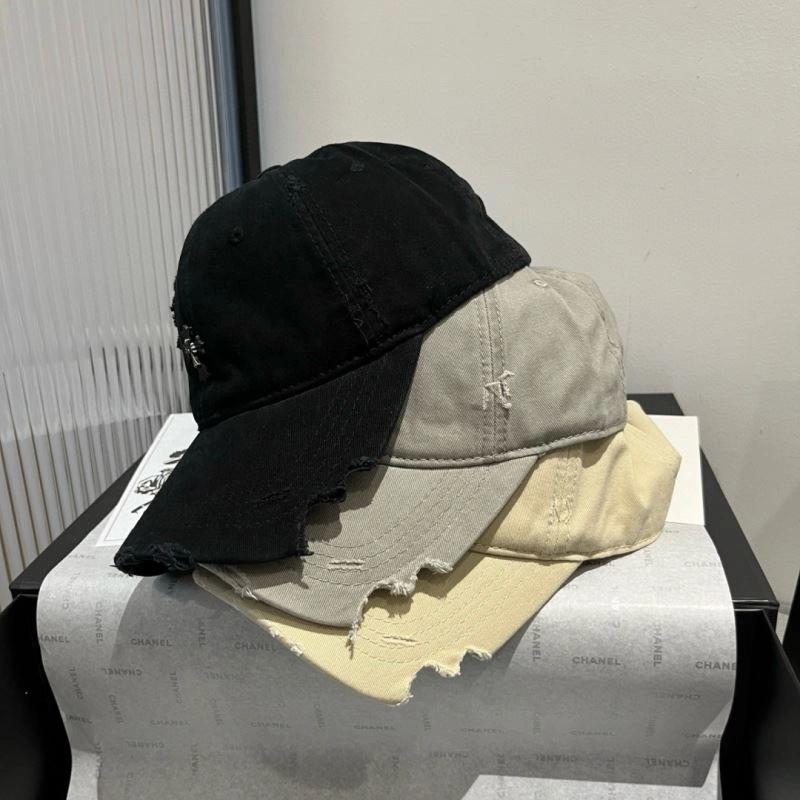 Prada Caps Practical 261109