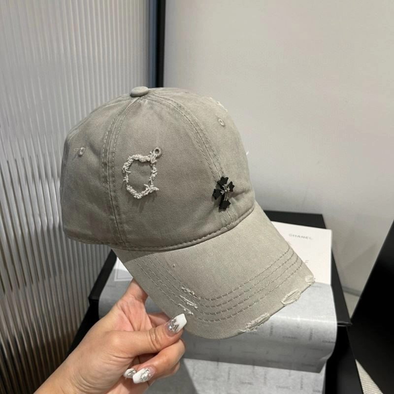 Prada Caps Practical 261109
