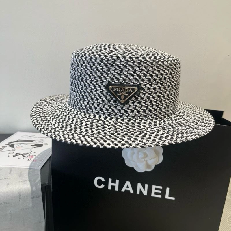 EyeCatching Prada Caps 261116