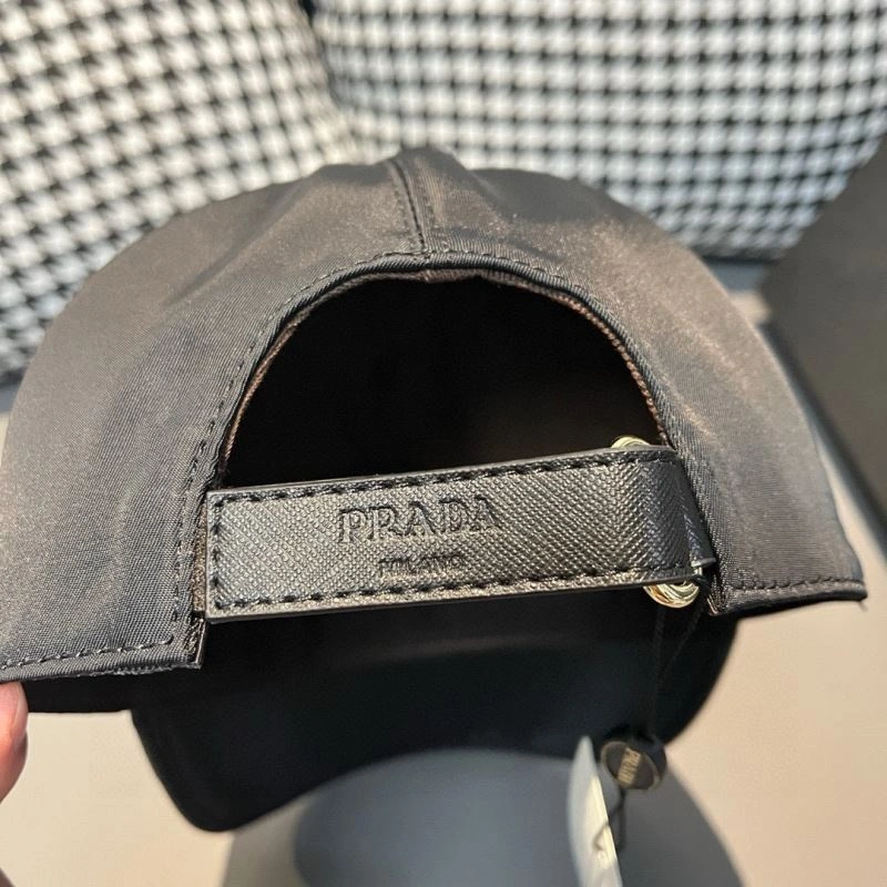 ModernLook Prada Caps 261095